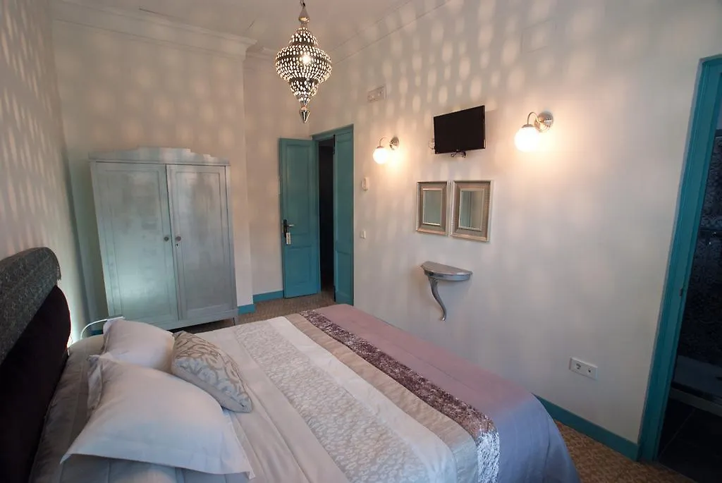 *** Couette-café Hotel Hostal Chic Sant Feliu de Guíxols Espagne