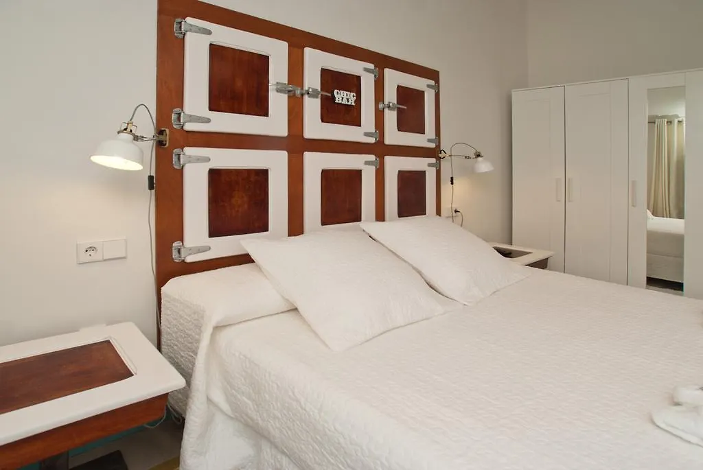 *** Couette-café Hotel Hostal Chic Sant Feliu de Guíxols Espagne