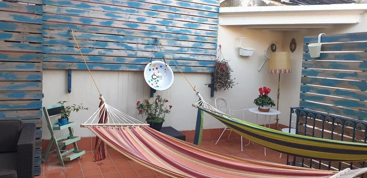 לינה וארוחת בוקר סאן פליו דה גיסולס Hotel Hostal Chic