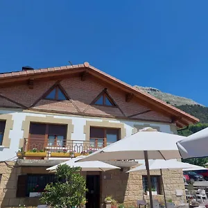 https://pension-uxarte.basquecountryhotels.org